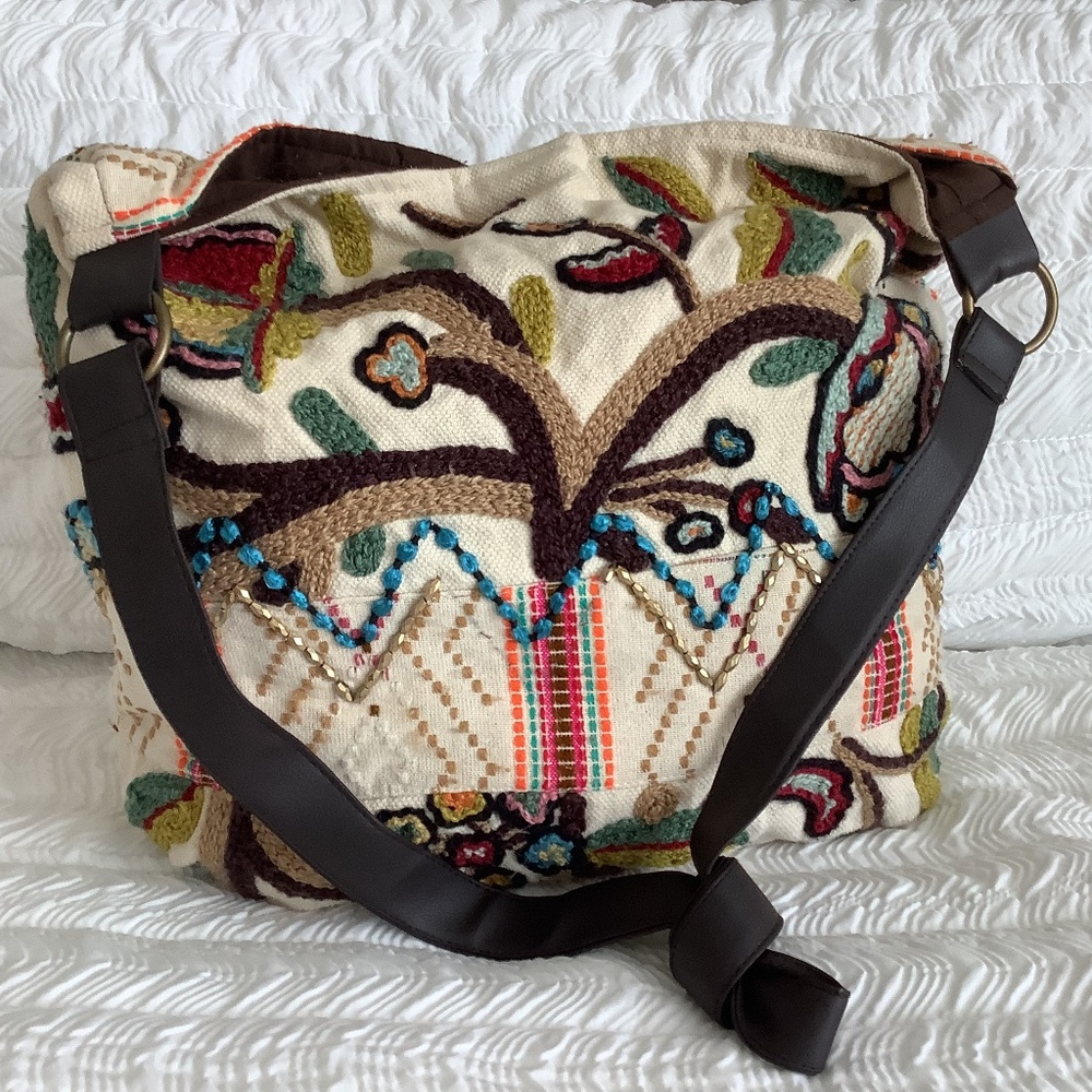 Scully Cotton Embroidered Boho Bag